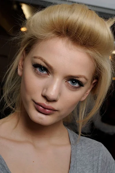 Look 5